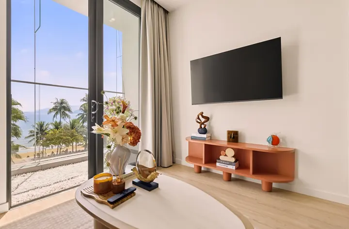 Nhà mẫu căn 1 phòng ngủ Charmora City – phòng khách