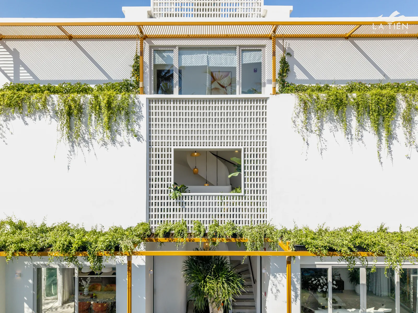 Toàn cảnh La Tiên Villa Bãi Tiên Nha Trang từ trên cao