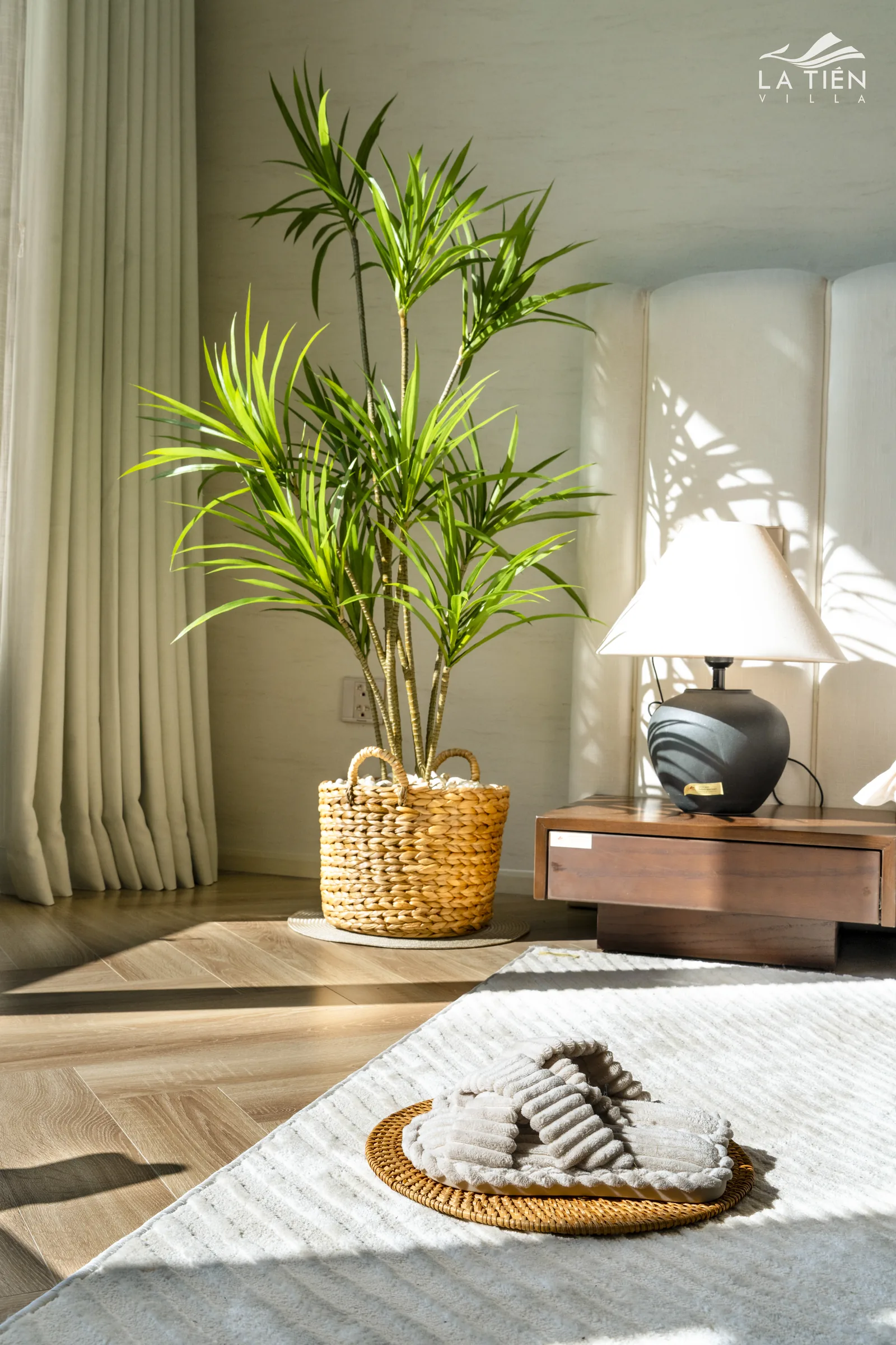 Phòng tắm nhà mẫu La Tiên Villa