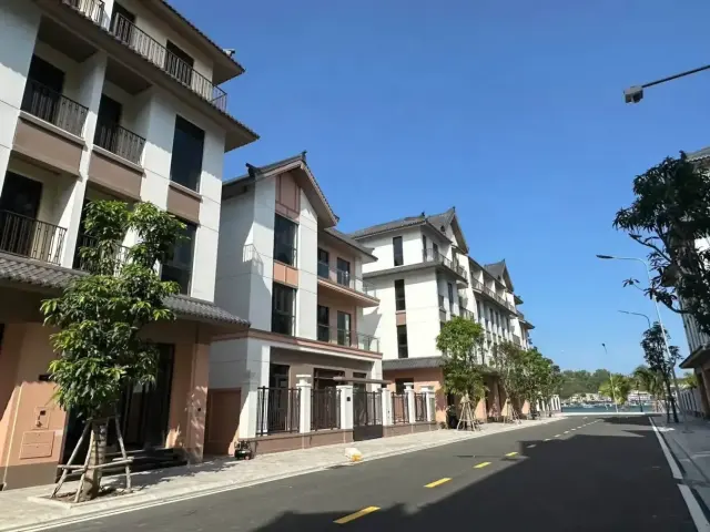 Townhouse street at Vinhomes Pearl Bay